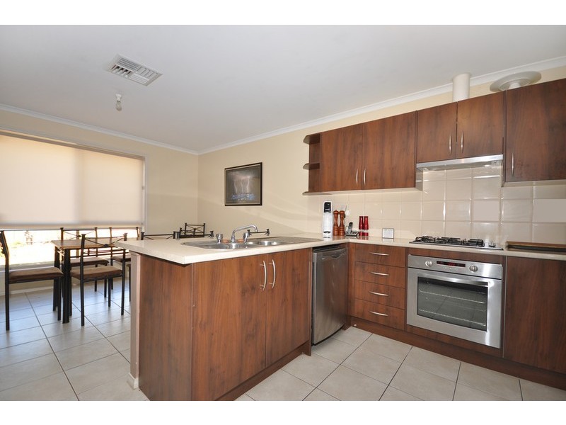 76 Rosewater Terrace, Ottoway SA 5013