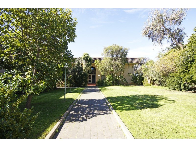 16/70 Military Road, Tennyson SA 5022