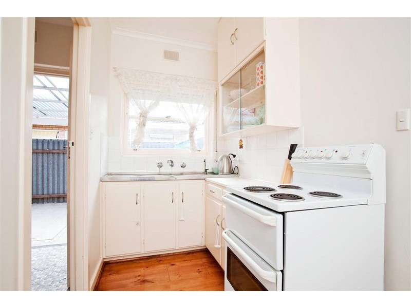 2/35 Park Street North, Woodville SA 5011