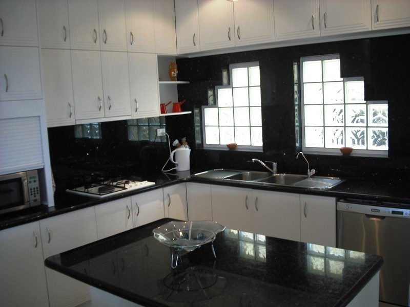 84 Gulf Point Drive, North Haven SA 5018