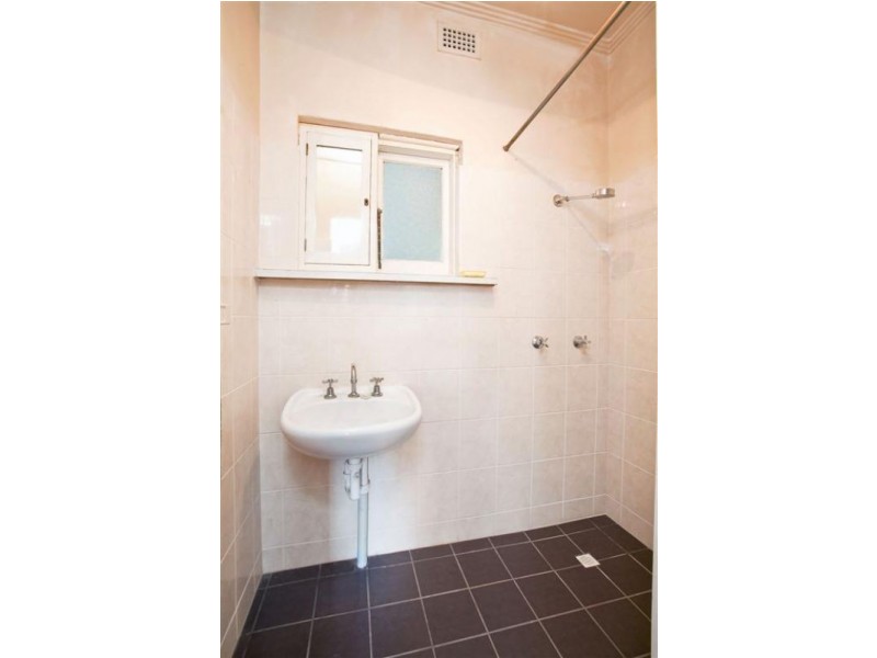 30 Honeyton Street, Seaton SA 5023