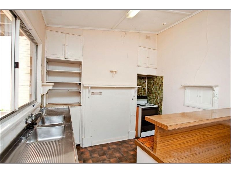 568 Military Road, Largs North SA 5016