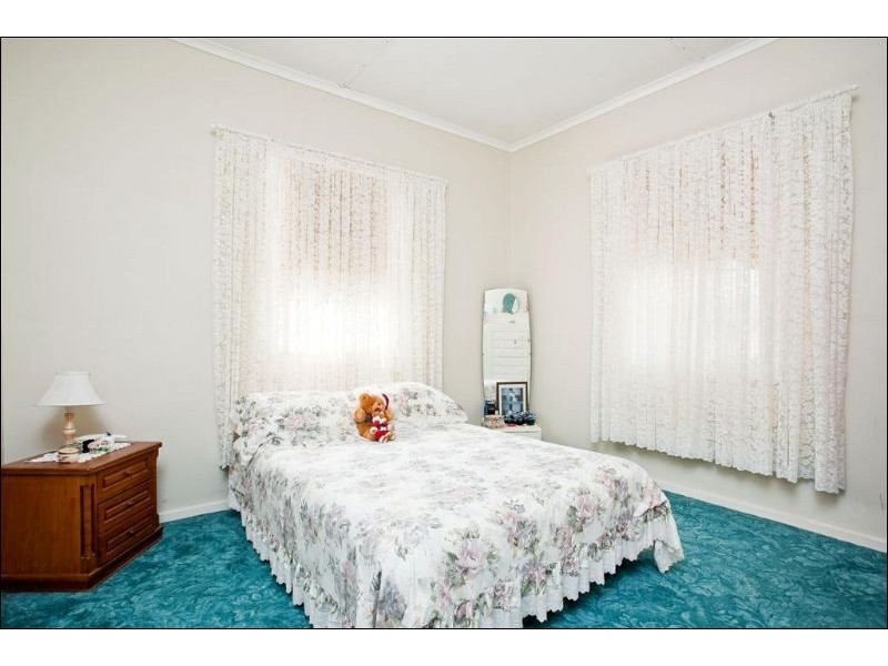 19 Sanderson Street, Peterhead SA 5016