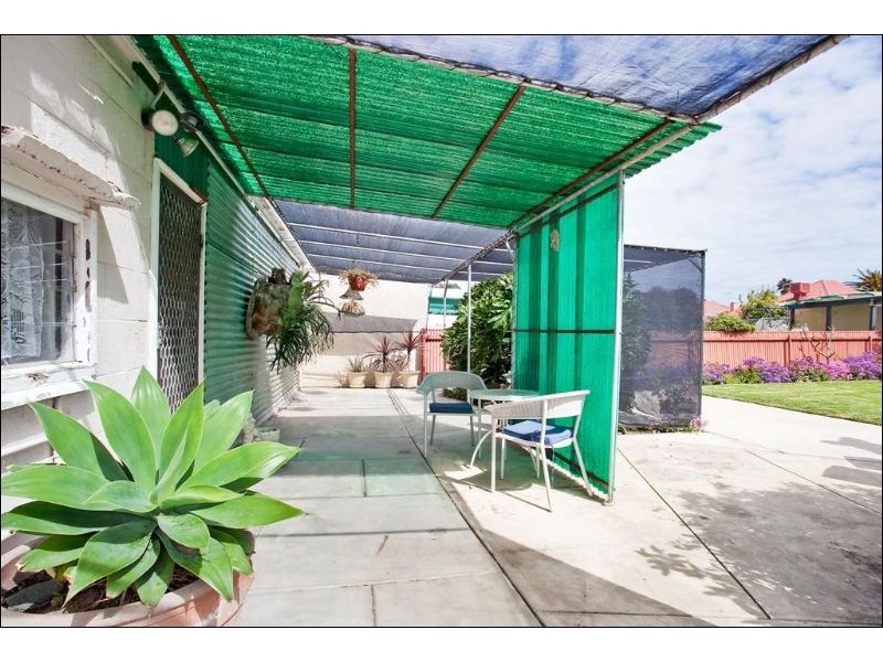 19 Sanderson Street, Peterhead SA 5016