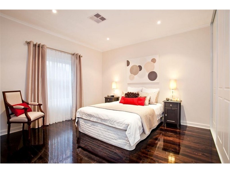 17 Old Belair Road (off Tolmer Ct), Mitcham SA 5062