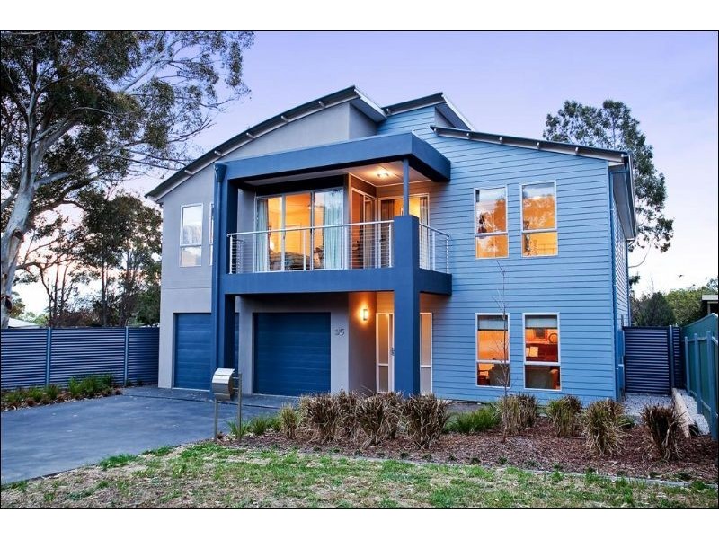 35 Greenwood Drive, St Agnes SA 5097