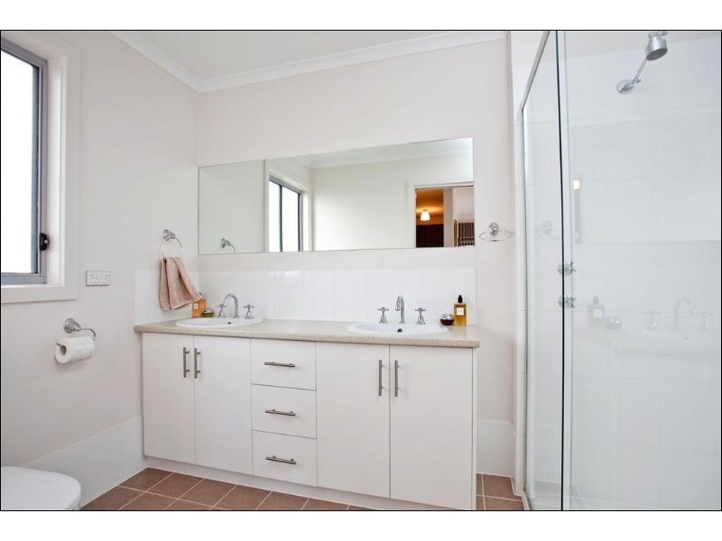 35 Greenwood Drive, St Agnes SA 5097