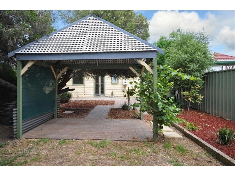 14 Castle Street, Glanville SA 5015