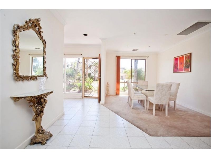 11 Liberty Avenue, North Haven SA 5018