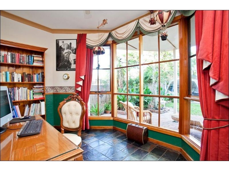 17 Fourth Avenue, Cheltenham SA 5014