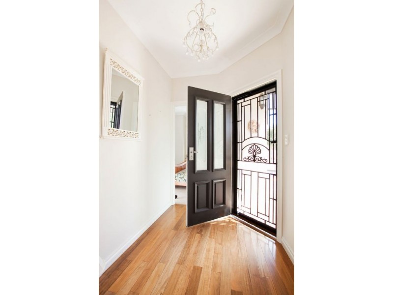 8a Lamorna Terrace, Largs North SA 5016