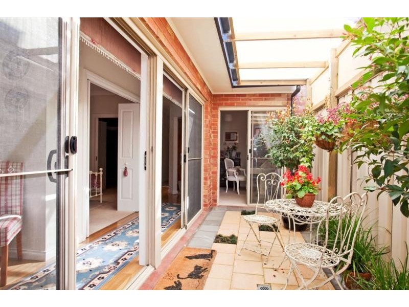 8a Lamorna Terrace, Largs North SA 5016