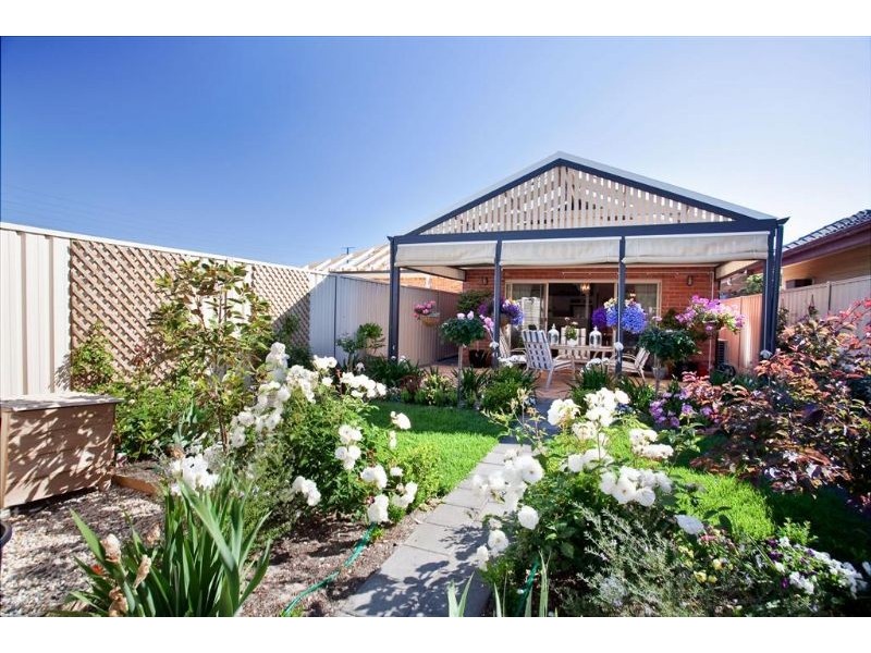 8a Lamorna Terrace, Largs North SA 5016