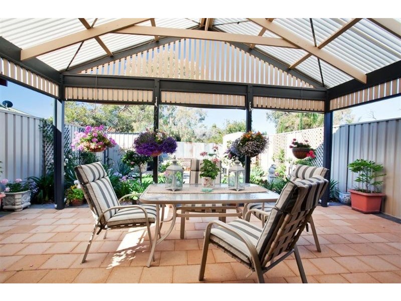 8a Lamorna Terrace, Largs North SA 5016