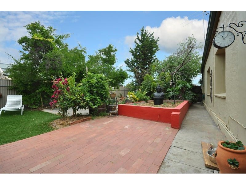 22 Castle Street, Glanville SA 5015