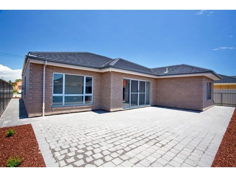 21 Burleigh Avenue, Pennington SA 5013