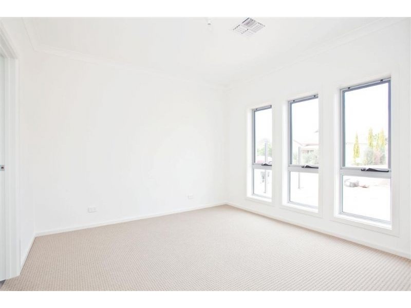 21A Burleigh Avenue, Pennington SA 5013