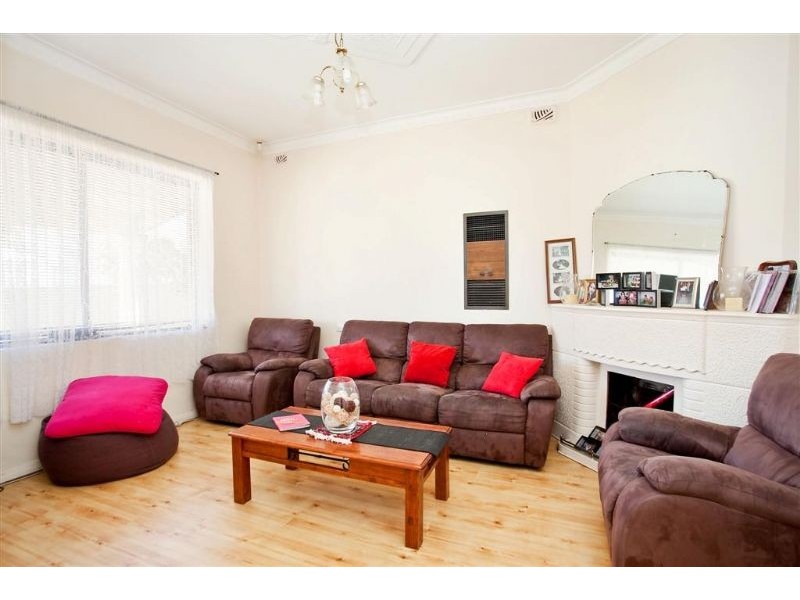 14 Henry Street, Ottoway SA 5013