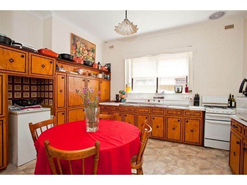 14 Henry Street, Ottoway SA 5013