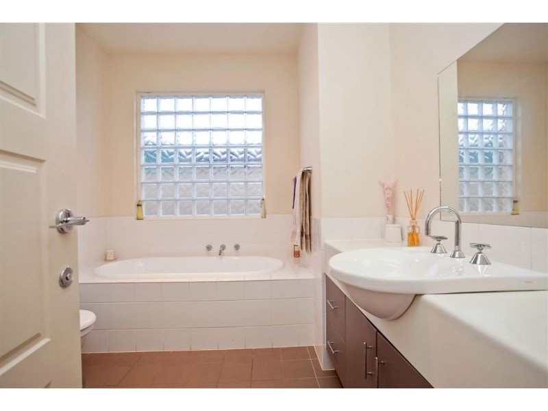 35 Osborne Road, North Haven SA 5018