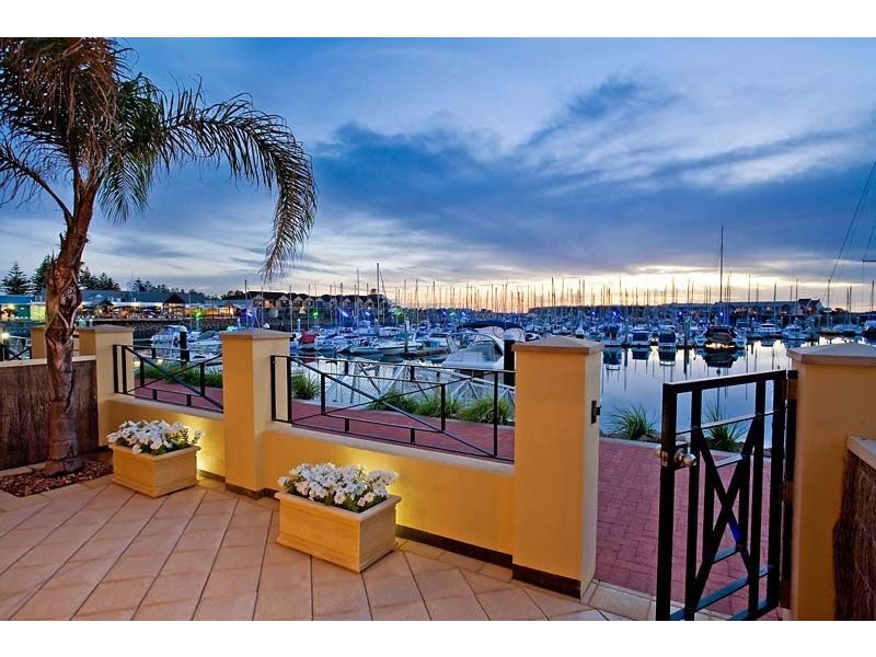 15B Alexa Road, North Haven SA 5018