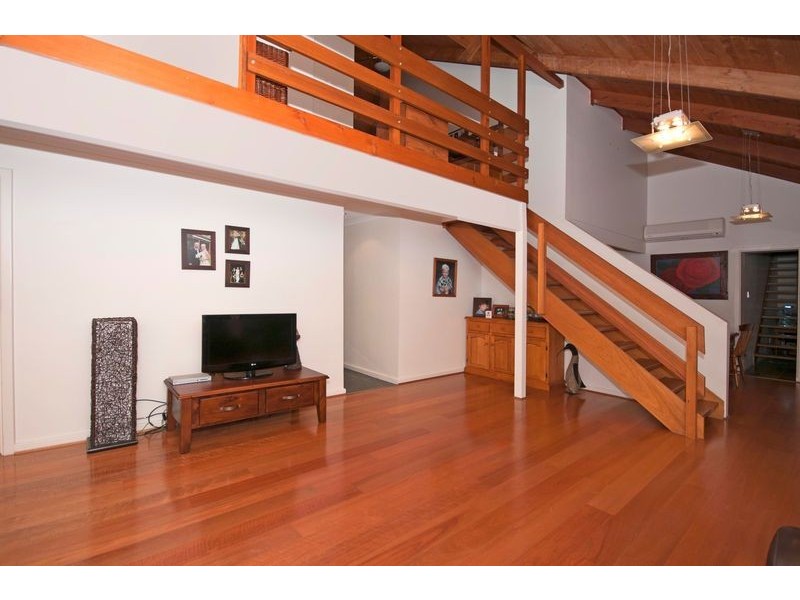 20 Frome Crescent, West Lakes SA 5021