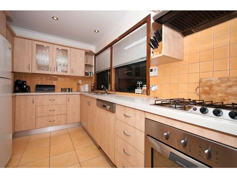 20 Frome Crescent, West Lakes SA 5021