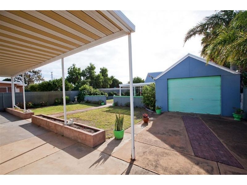 9 Swansea Street, Largs North SA 5016