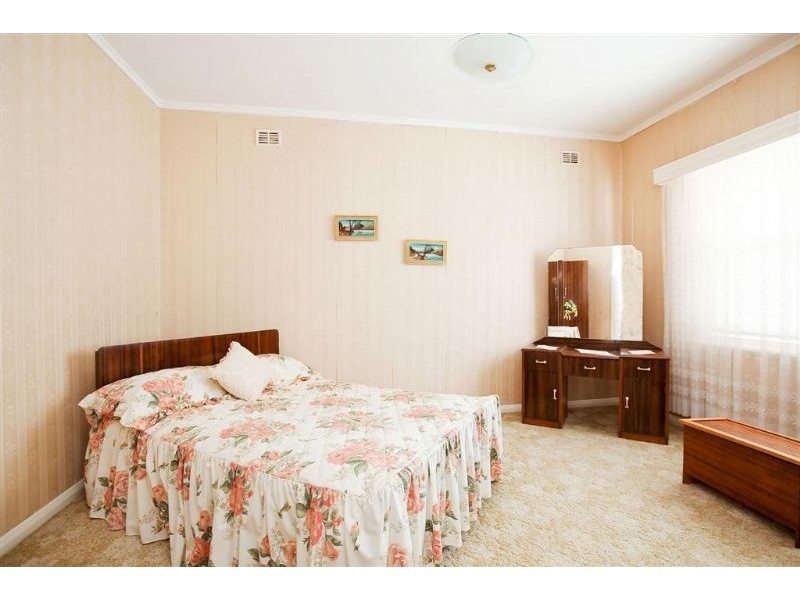 9 Swansea Street, Largs North SA 5016