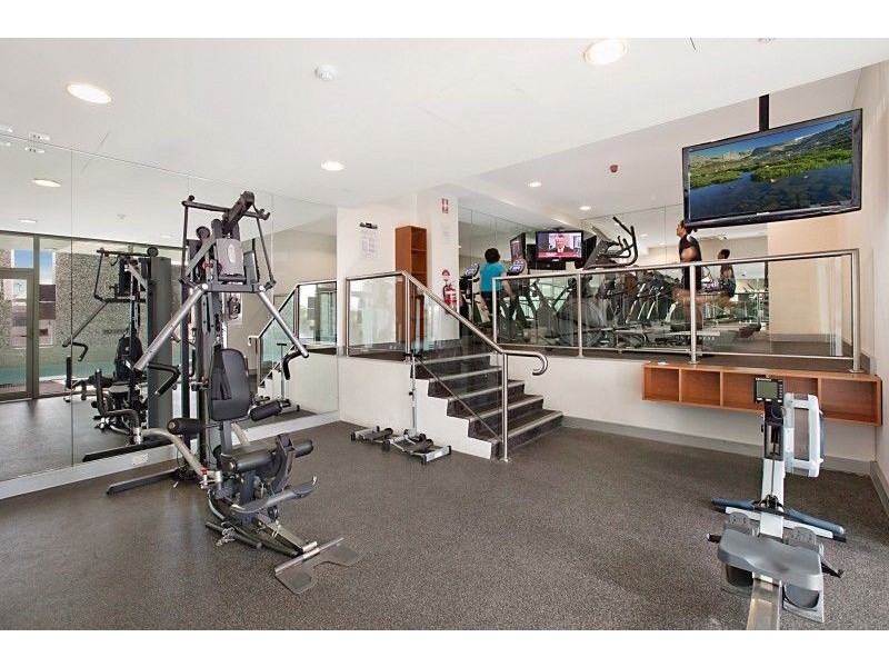 Apt 212, 1-2 Tarni Court, New Port SA 5015