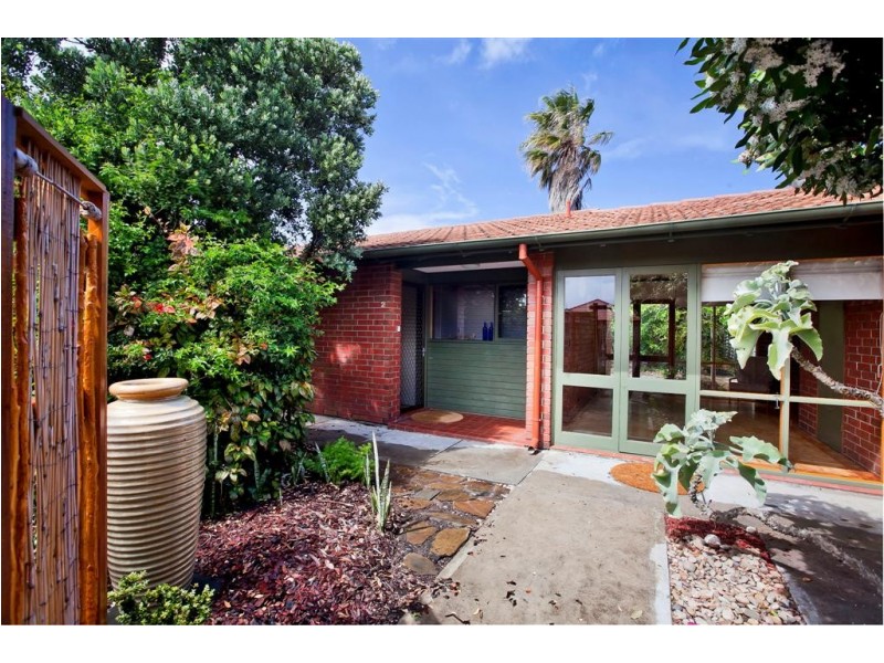 2 St Albans Terrace, Semaphore Park SA 5019
