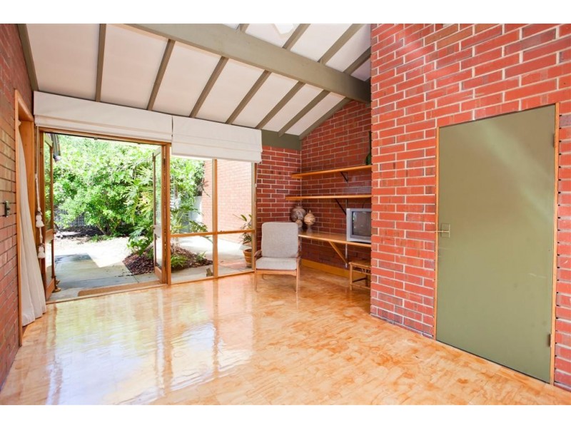 2 St Albans Terrace, Semaphore Park SA 5019