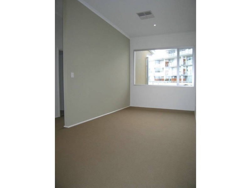 8 Yao Cove, New Port SA 5015