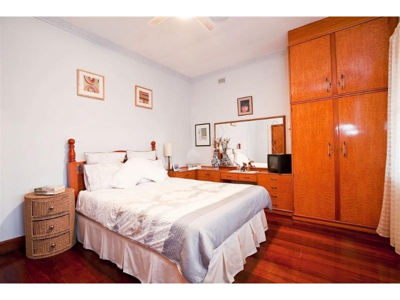 8 Edgecombe Street, Woodville North SA 5012