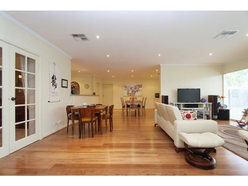 105  Lochside Drive, West Lakes SA 5021