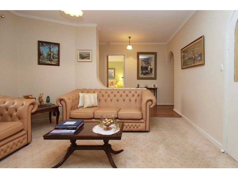 105  Lochside Drive, West Lakes SA 5021