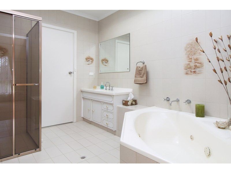 105  Lochside Drive, West Lakes SA 5021