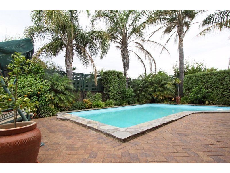 105  Lochside Drive, West Lakes SA 5021