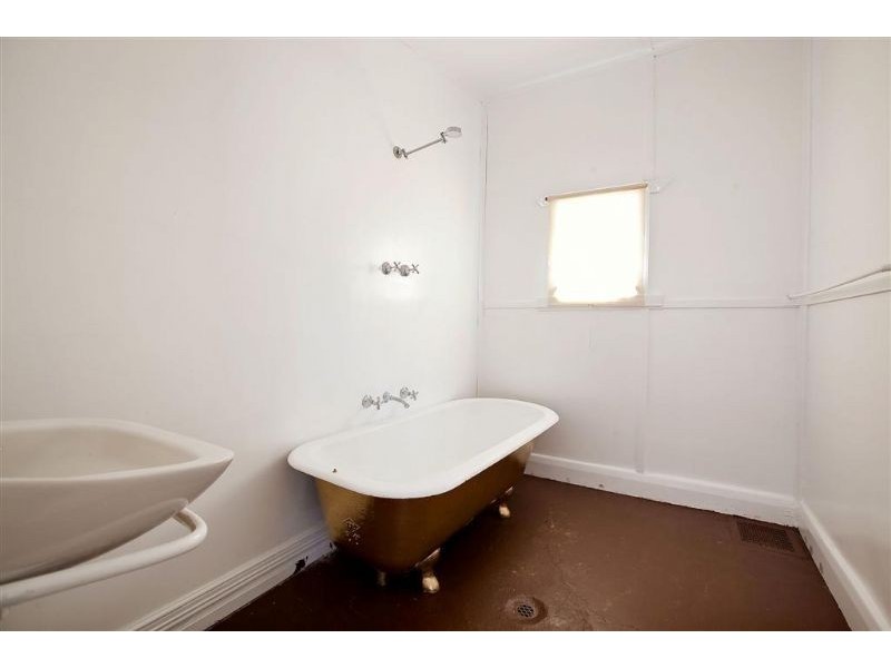 69 Margaret Terrace, Rosewater SA 5013