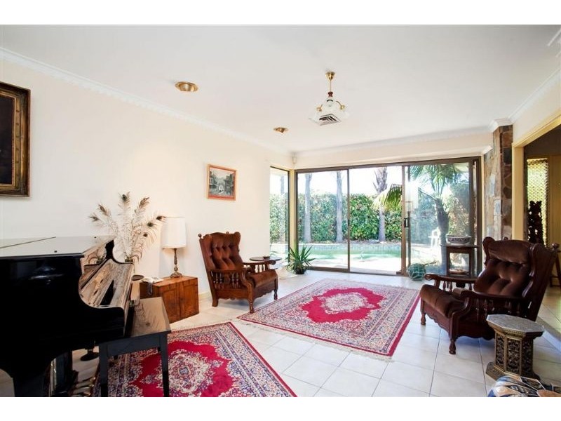 22 Santiago Street, West Lakes Shore SA 5020