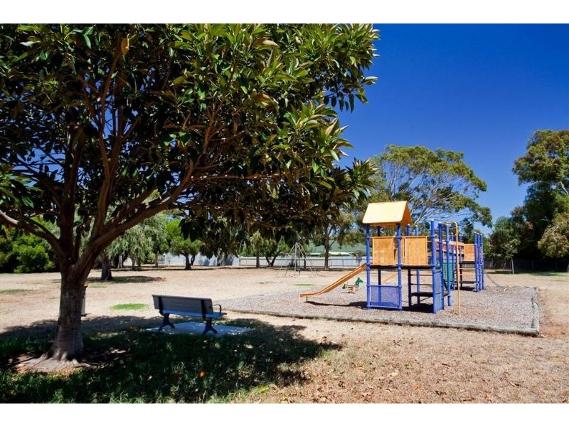 22 Santiago Street, West Lakes Shore SA 5020