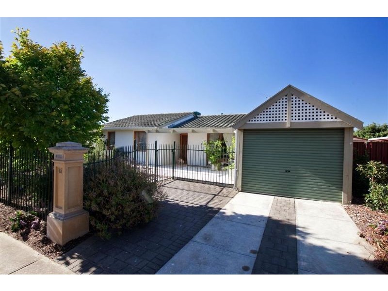 15 Flamingo Grove, Semaphore Park SA 5019