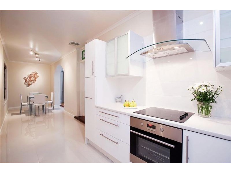 32 Gloucester Street, Largs Bay SA 5016