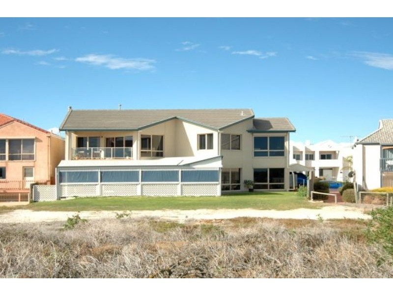 104 Gulf Point Drive, North Haven SA 5018