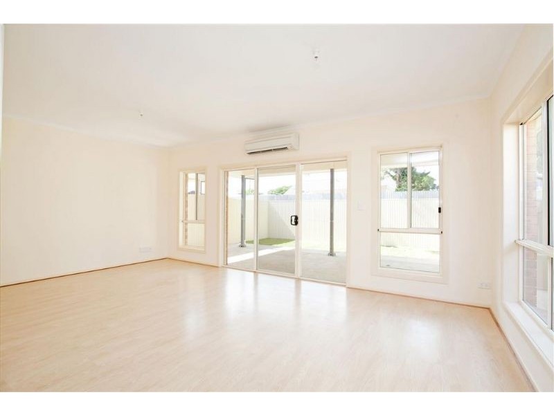 16 Belfast Street, Taperoo SA 5017