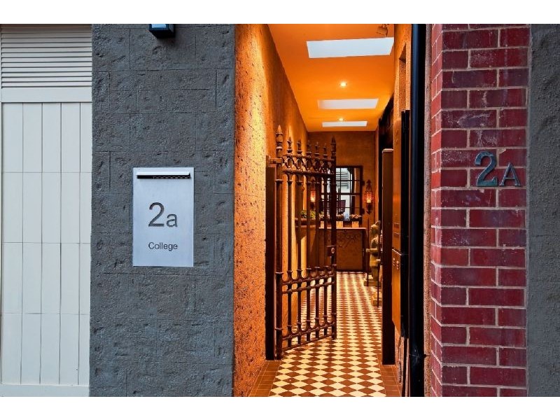 2a College Street, Glenelg SA 5045