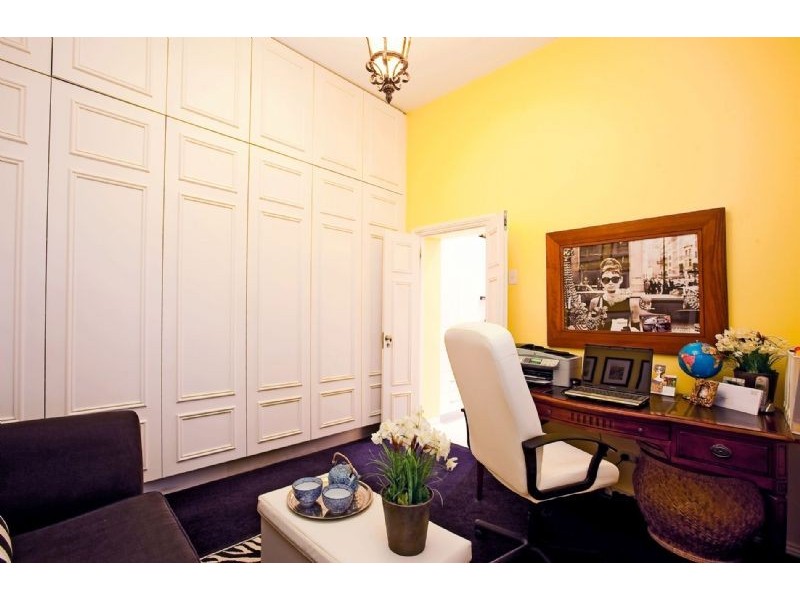 2a College Street, Glenelg SA 5045