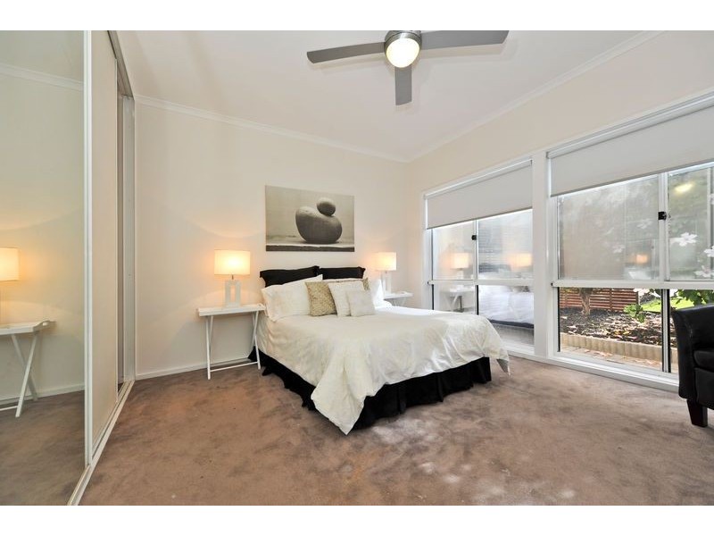 90 Gulf Point Drive, North Haven SA 5018