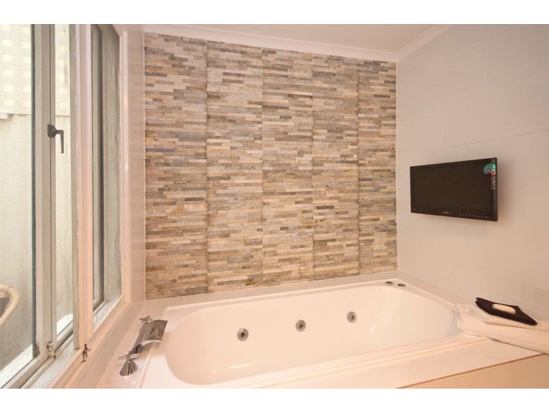 90 Gulf Point Drive, North Haven SA 5018