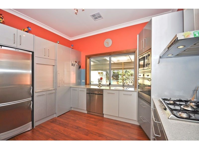 253 Victoria Road, Largs Bay SA 5016